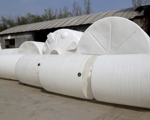 PE儲(chǔ)罐廠家